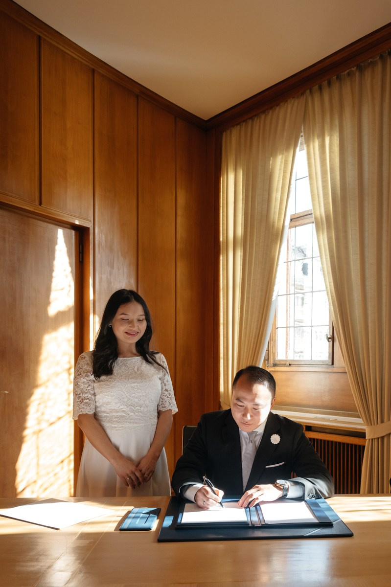 First sign of bride and groom