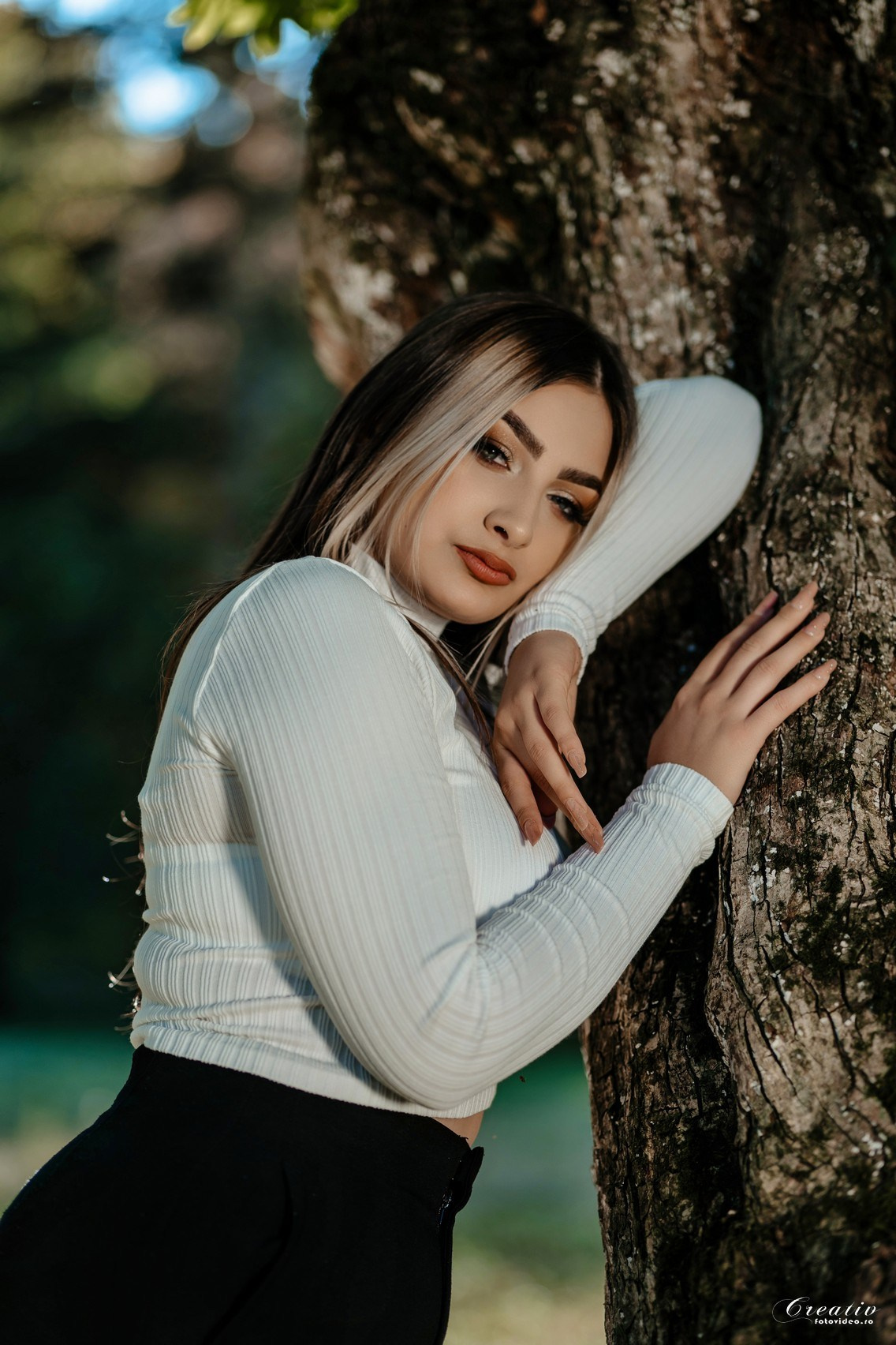 Oferta albume absolvenți 2026. Fotograf nuntă Bistrița | fotograf botez | Creativ Foto Video | Vasile Mizgan