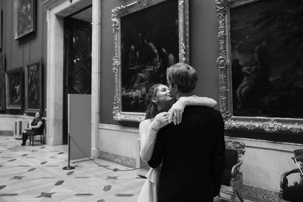 Anna & David (Hochzeitsfotoshooting im Museum). Familien & Hochzeitfotografin Nadja Holzmann