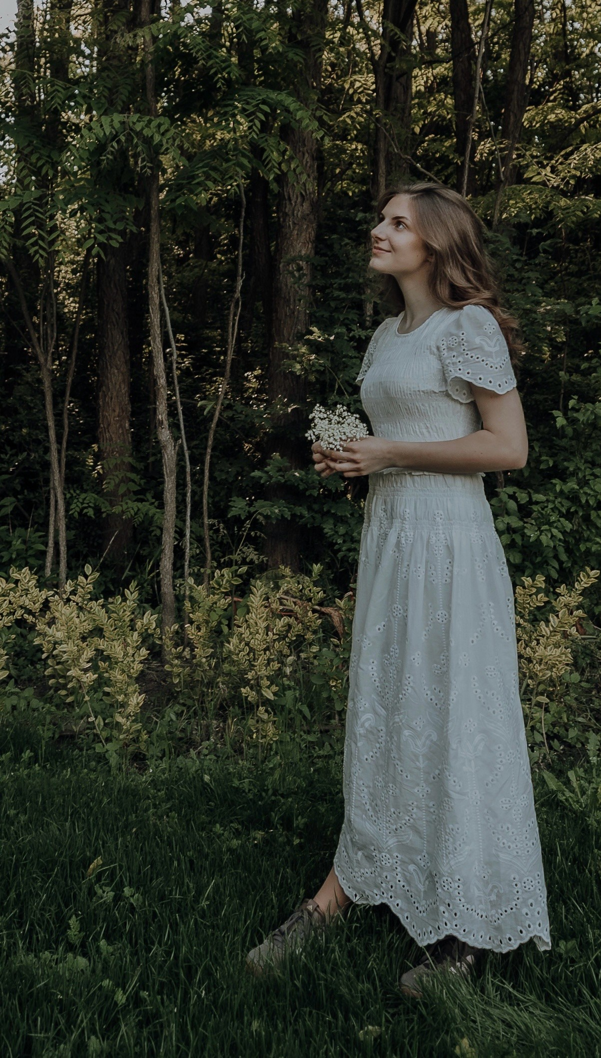 Sarah și liniștea unui sfârșit de zi. Emotions Photo Art