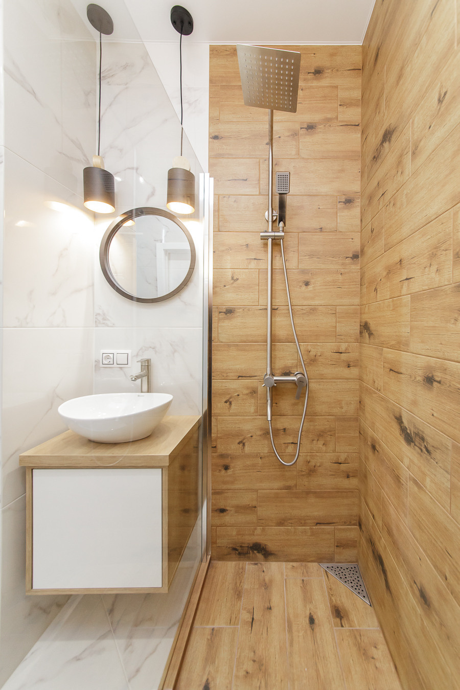 Fotografia nieruchomości, wnętrz, mieszkań, restauracji, biur i apartamentów. Wedding and portrait photographer in Poland Vitali Frozen