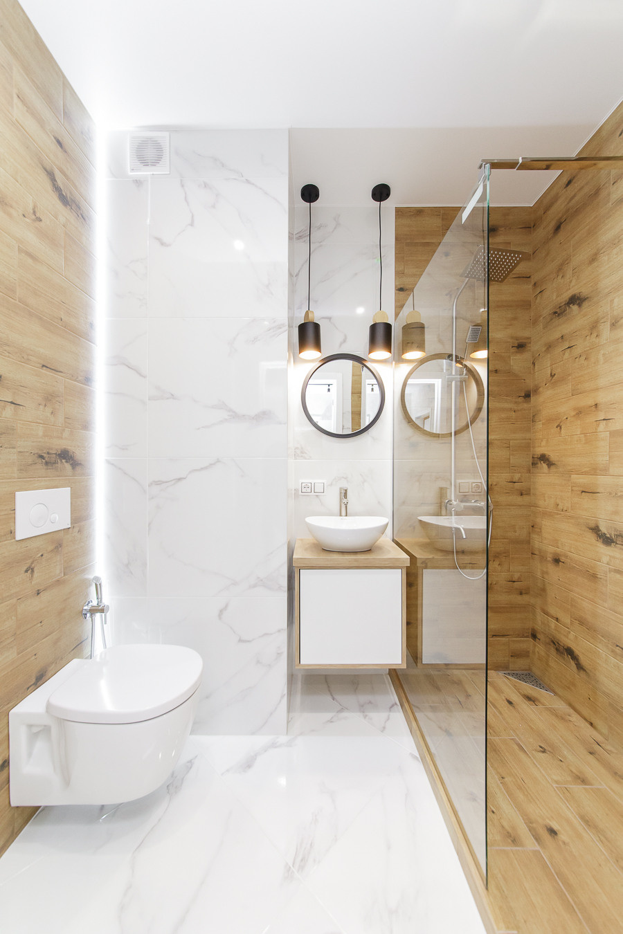 Fotografia nieruchomości, wnętrz, mieszkań, restauracji, biur i apartamentów. Wedding and portrait photographer in Poland Vitali Frozen