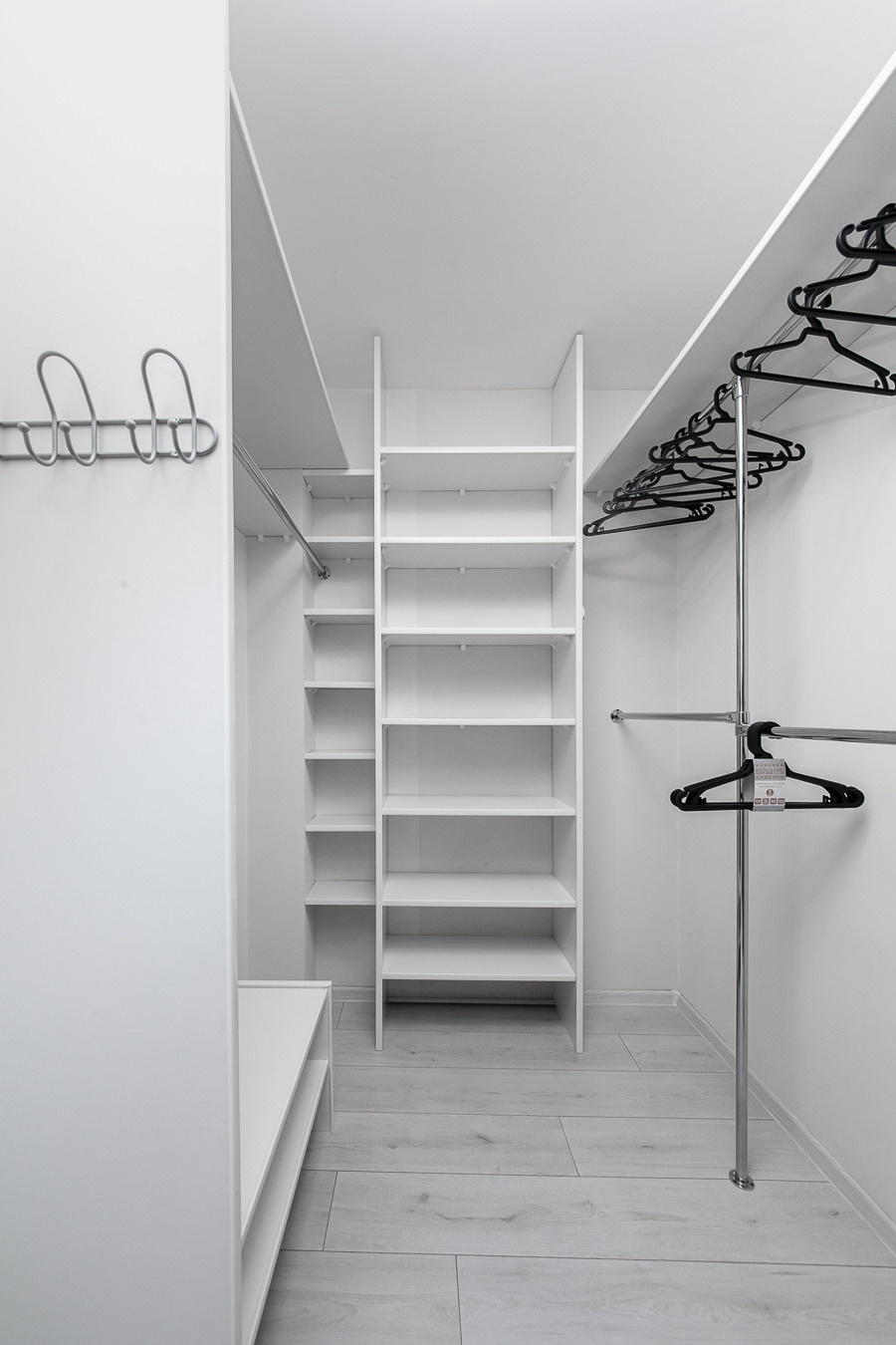 Fotografia nieruchomości, wnętrz, mieszkań, restauracji, biur i apartamentów. Wedding and portrait photographer in Poland Vitali Frozen