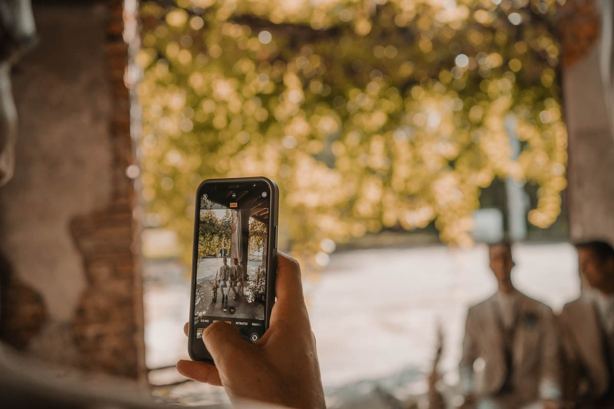 Francesco e Leonardo matrimonio presso la tenuta Le Risare Italia. Lorenzo Mazzega Wedding | Fotografo Matrimonio Milano | Reportage