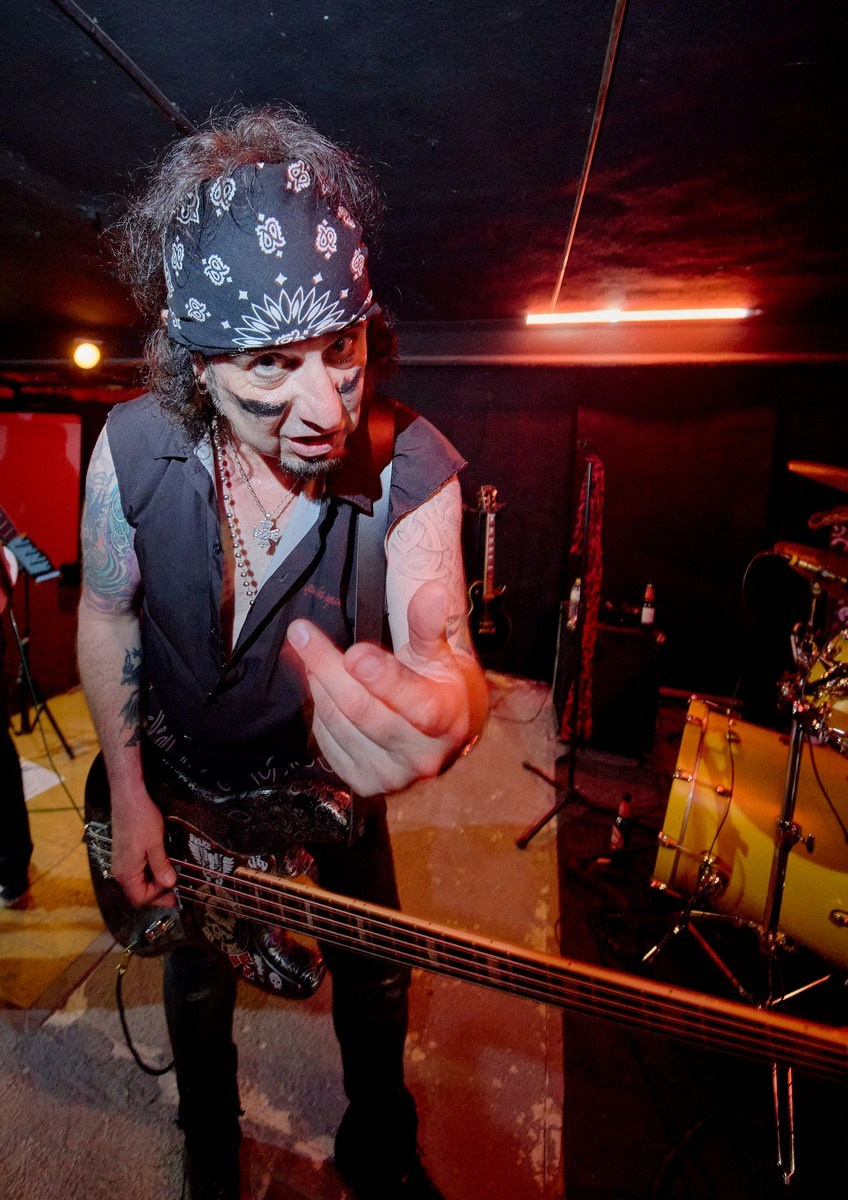 Mötley Crüe tribute. La Granja Cultural Association Alcoy Spain