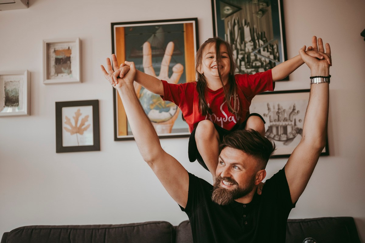 Dobro dosao, Jakove / porodicno fotografisanje kod kuce. Deciji i porodicni fotograf u Beogradu Oksana Skendzic