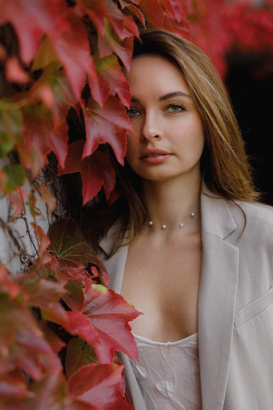 Emilia. Sesja w domu i ogrodzie. Fotograf w Krakowie i Europie