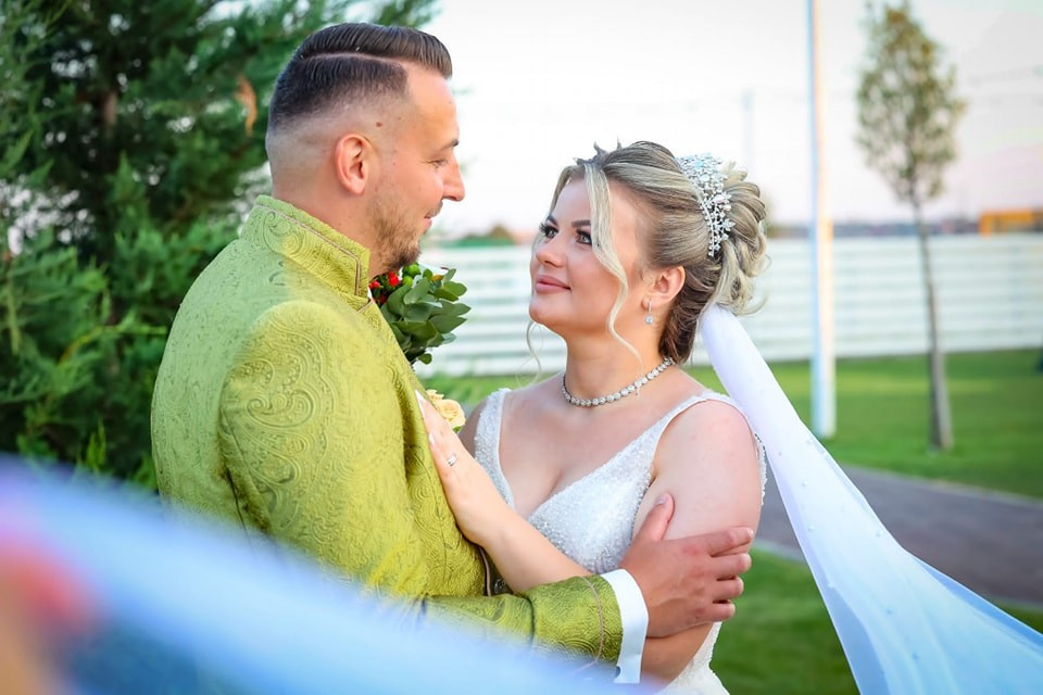 Teodor & Monica. Fotograf Nuntă Constanța - Moments by Gub