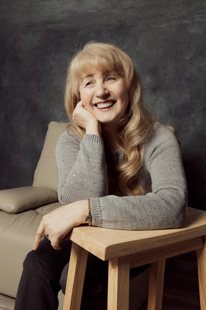 PHOTOGRAPHER JENNY IN CALGARY. I am a portrait and family photographer Jenny in Calgary