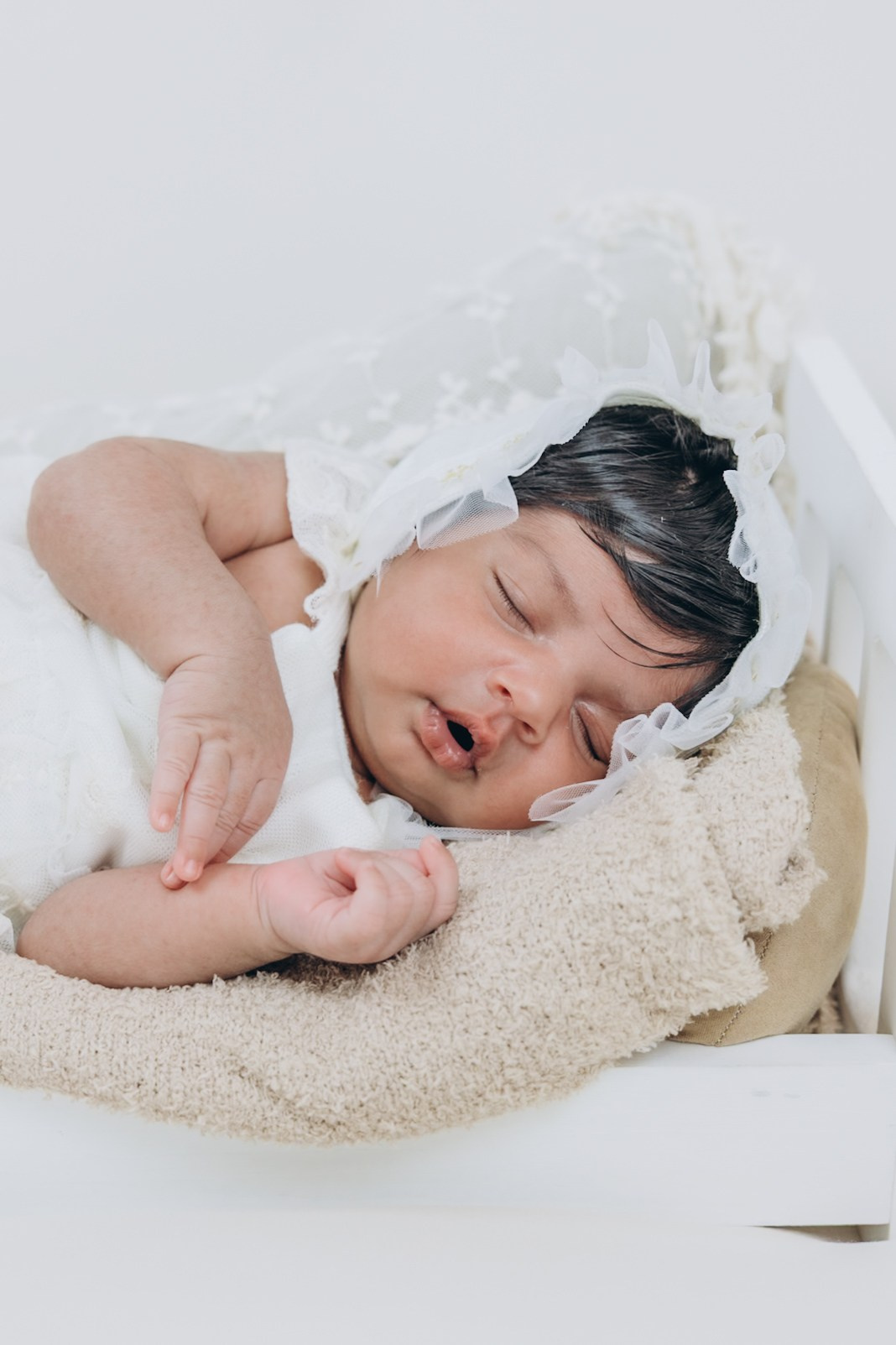 Newborn and family. Family and children’s lifestyle photographer Elena Tumanova