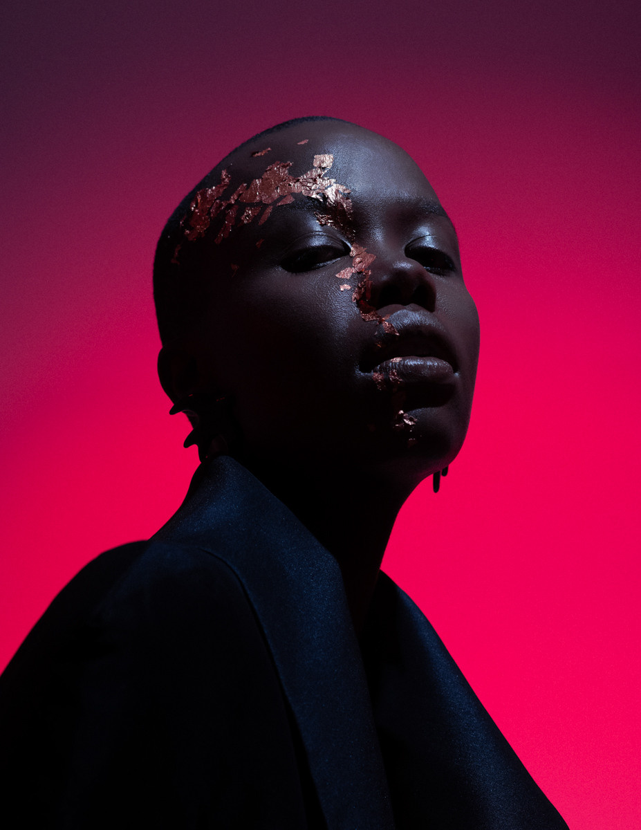 L’Officiel Arabia. Commercial retoucher