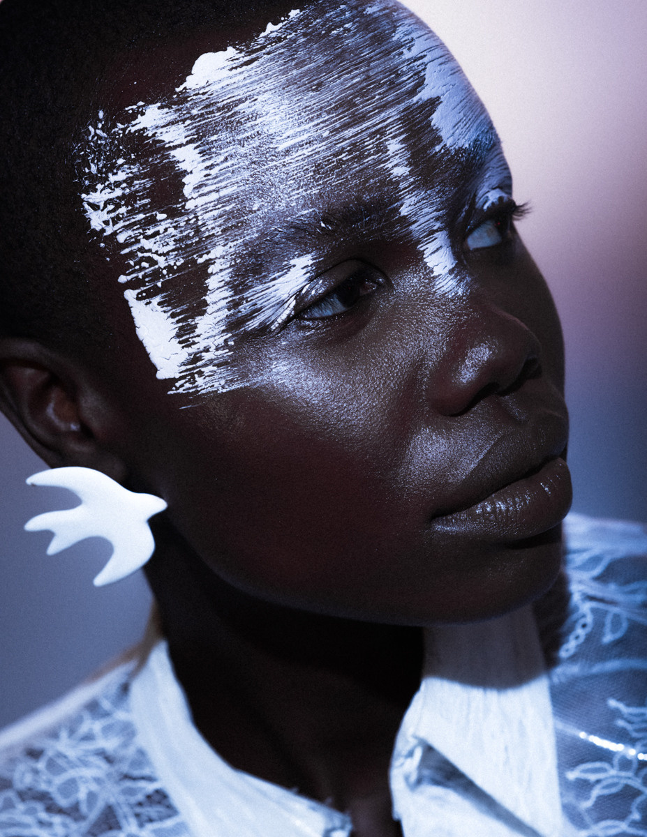 L’Officiel Arabia. Commercial retoucher