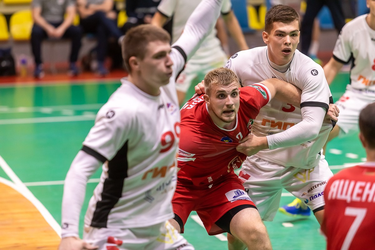 Спортивные фоторепортажи с гандбольных матчей