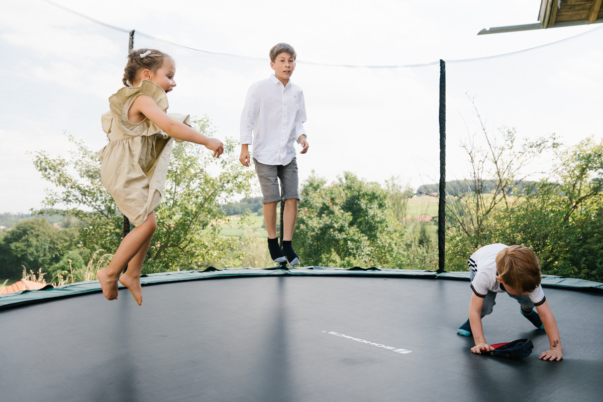 Wedding photographer Munich, with natural, no posing photography style. Inna Zaytseva Photography | Photographer in Munich | Content Creation