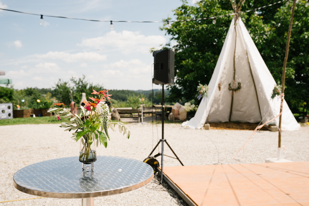 Wedding photographer Munich, with natural, no posing photography style. Inna Zaytseva Photography | Photographer in Munich | Content Creation