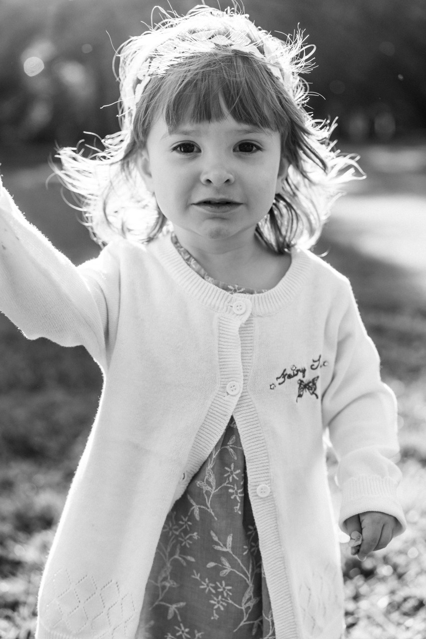 Family photo session in Munich park. Inna Zaytseva Photography | Photographer in Munich | Content Creation