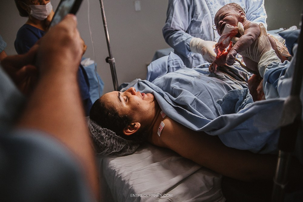 O PARTO DO THEO. EntreOlhares Fotografia e Filmagem de Casamentos em Recife/PE e João Pessoa/PB — Momentos únicos eternizados com sensibilidade
