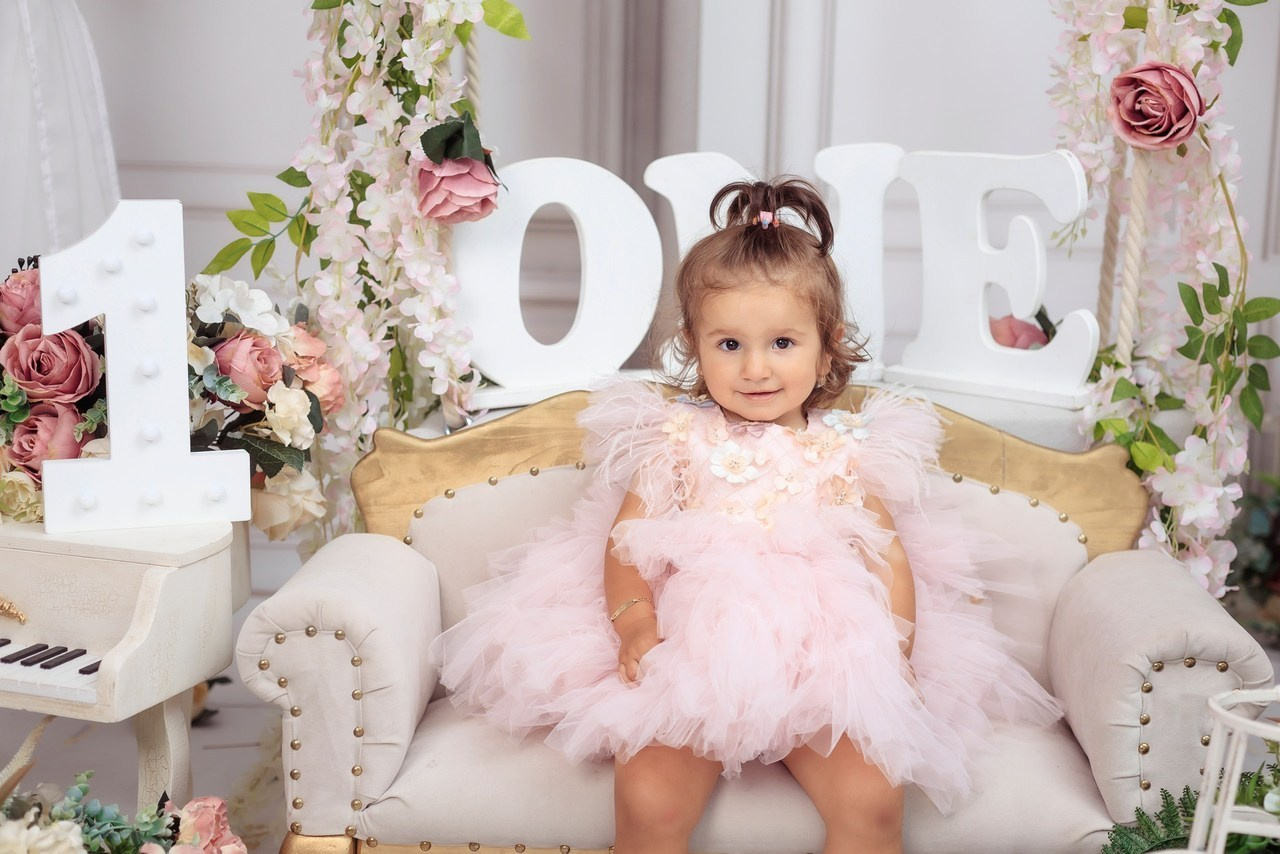 La Femme Studio Photography – Fotografie de maternitate, newborn și portret Constanta. Elena Mascan – Fotograf newborn, maternitate, portret, smash the cake & branding personal | La Femme Studio Photograpy|Constanţa