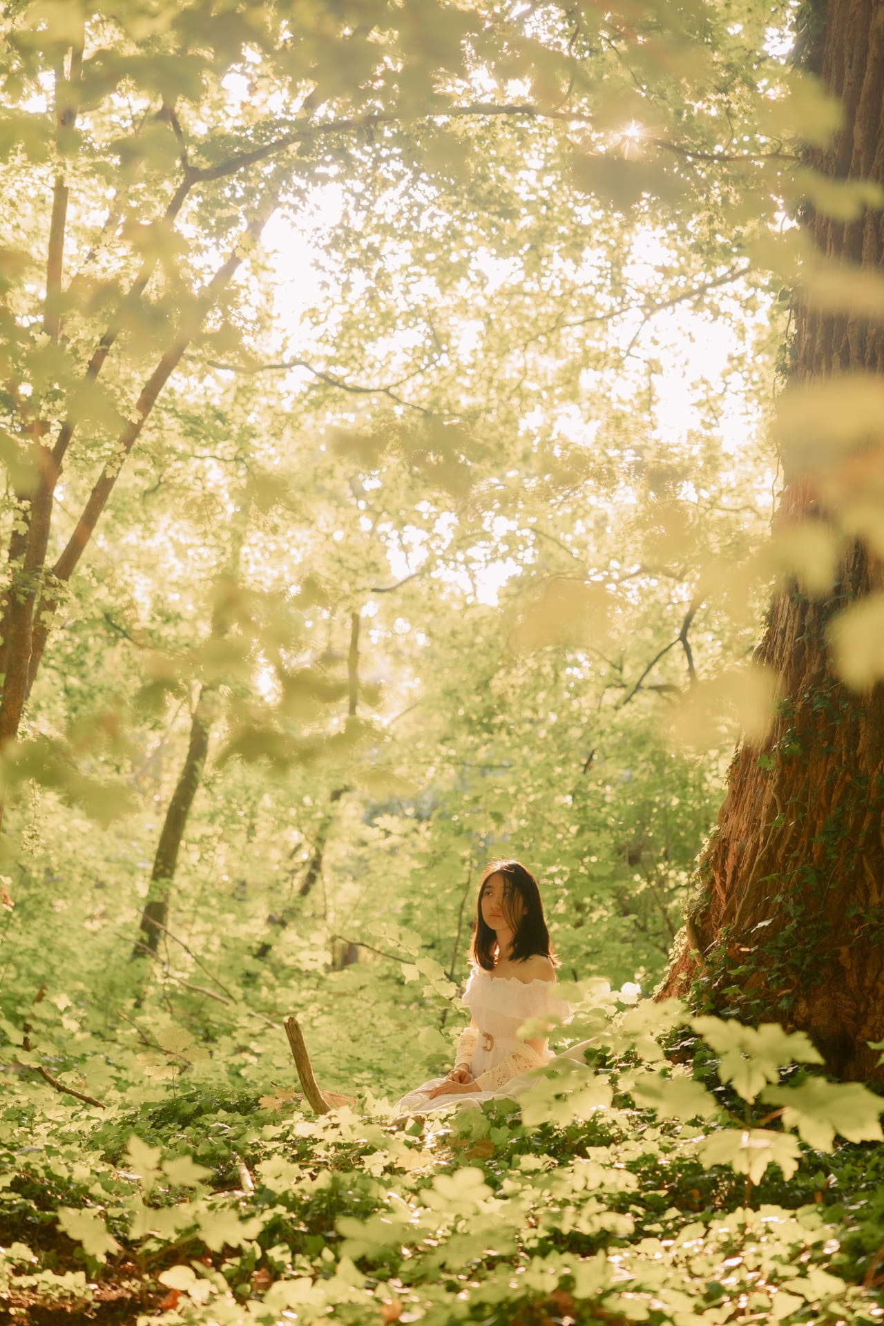 Natural portraits by the sea and in Dutch parks. Romantic & Soulful Photography by Natalia Olhova in Rotterdam