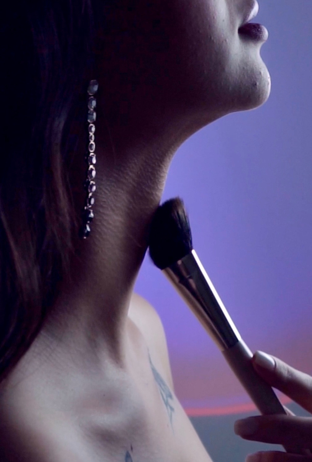 For makeup artist Anastasia. Ellstudio film production