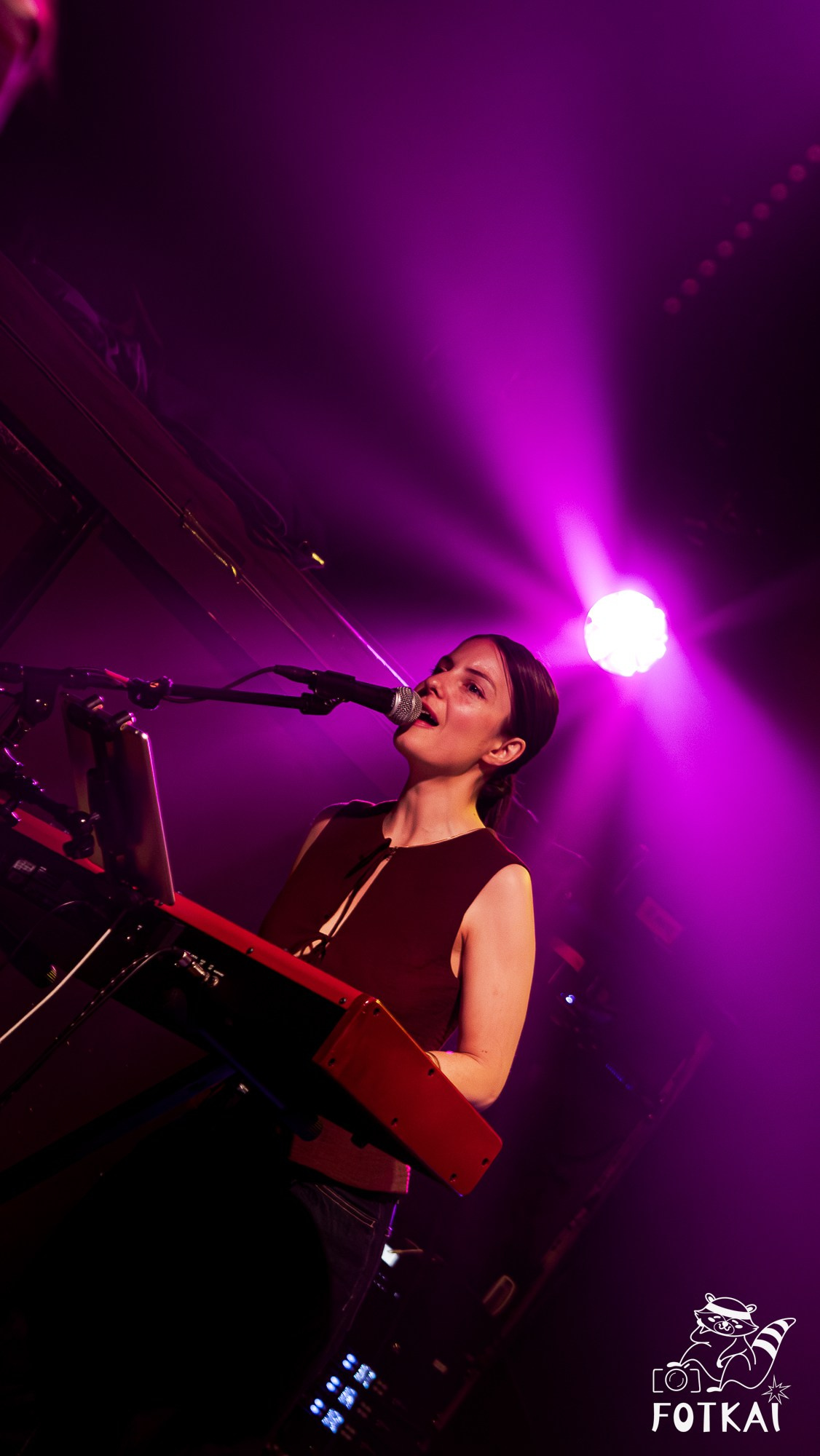 GINEL en Sala Villanos Madrid — Fotos del concierto, presentación Borde Vivo 2026 | FOTKAI