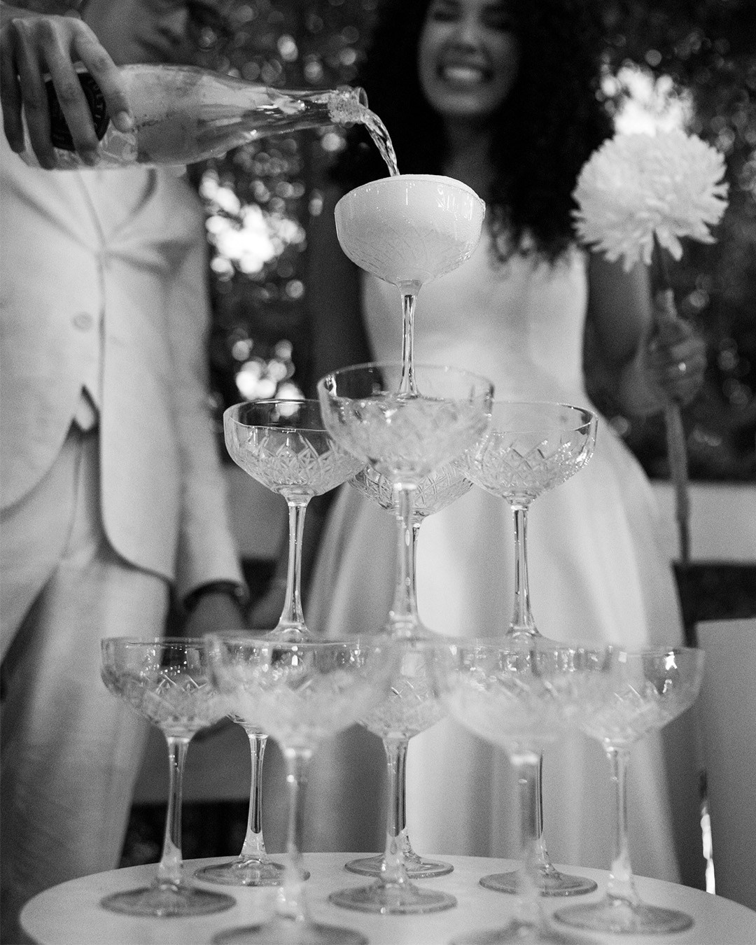 Se a ideia é manter uma edição mais leve e verdadeira, os presets HatBoots seguem esse caminho. Sem exageros, sem distorções. Funcionam perfeitamente no Lightroom mobile e desktop, ajudando você a manter um estilo consistente em todos os trabalhos, do ensaio ao casamento.