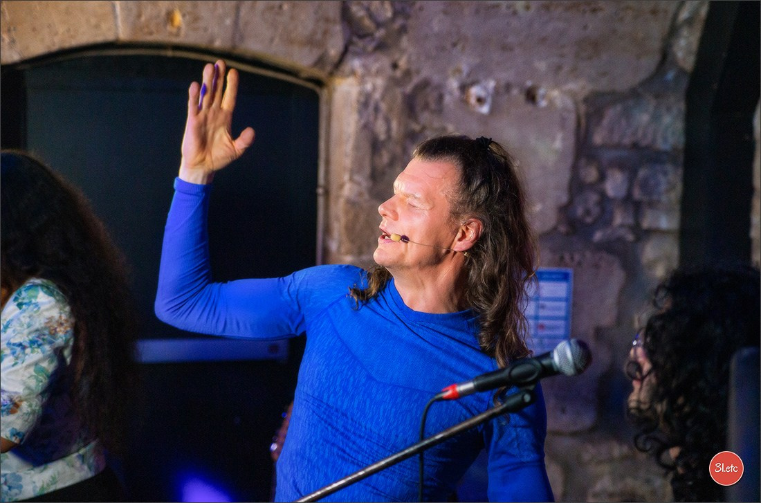 Paris 08/03/2025. Photographe à Strasbourg | Portraits, Studio, Enfants, Événements