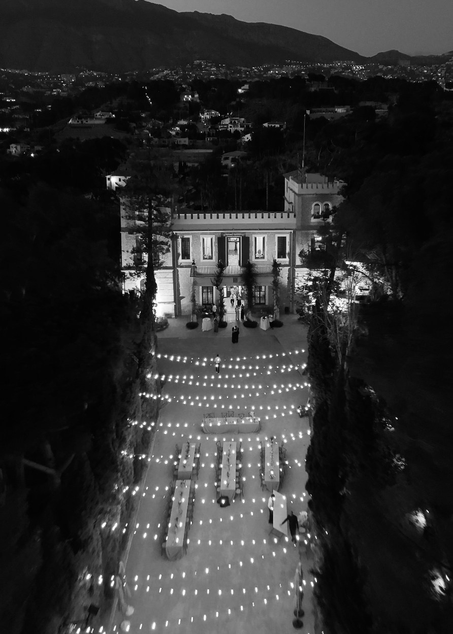 Creación de contenido. Fotógrafos de bodas de destino y creadores de contenido con base en España