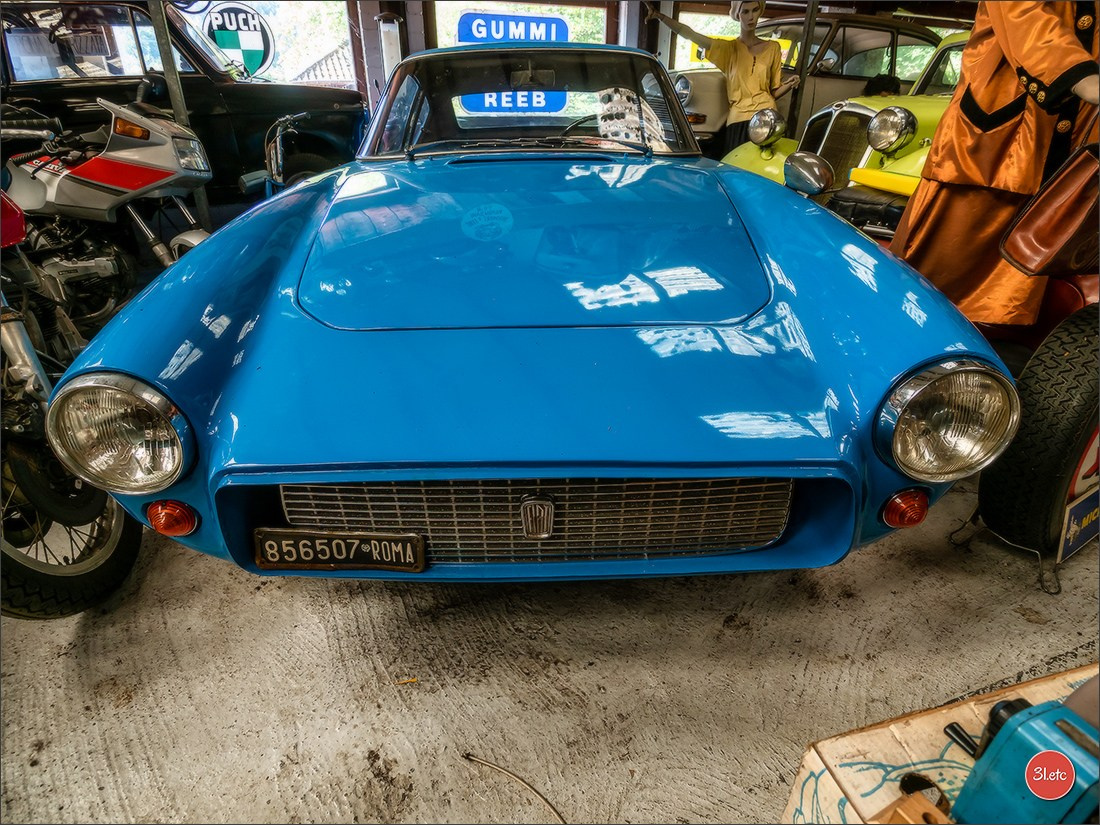 Удивительное место - частный музей старинного хлама - Fahrzeugmuseum. Photographe à Strasbourg | Portraits, Studio, Enfants, Événements