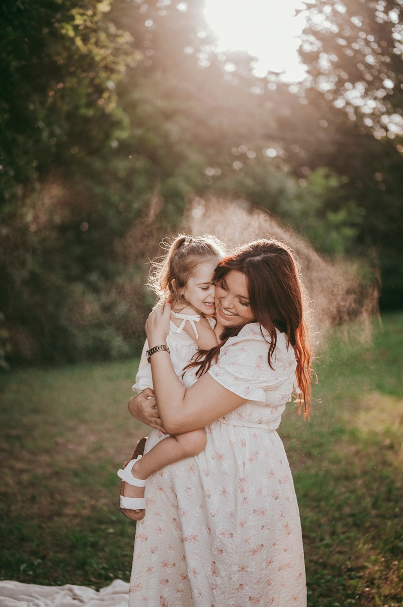 Kristina, Milos i Kalina / porodicno fotografisanje u prirodi. Deciji i porodicni fotograf u Beogradu Oksana Skendzic
