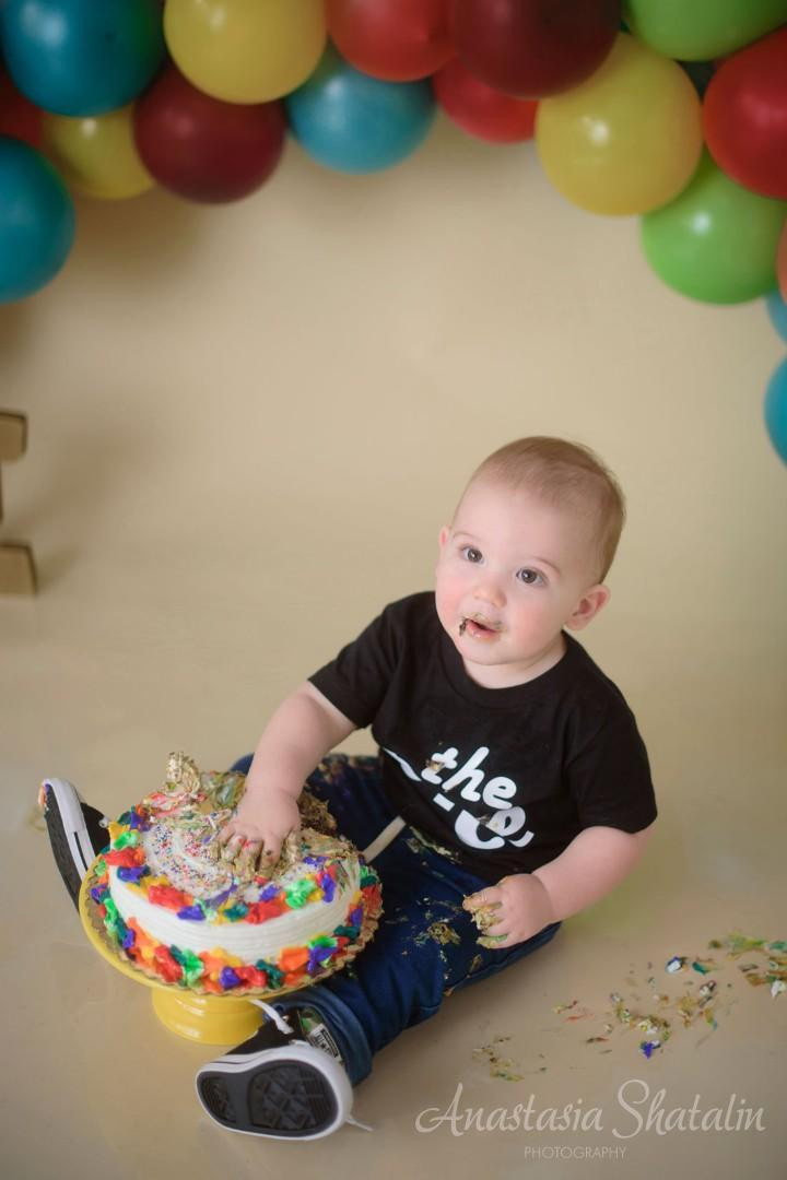 First birthday baby photos Roseville, Rocklin, Sacramento. Family photographer in Roseville, Rocklin, Folsom, Sacramento