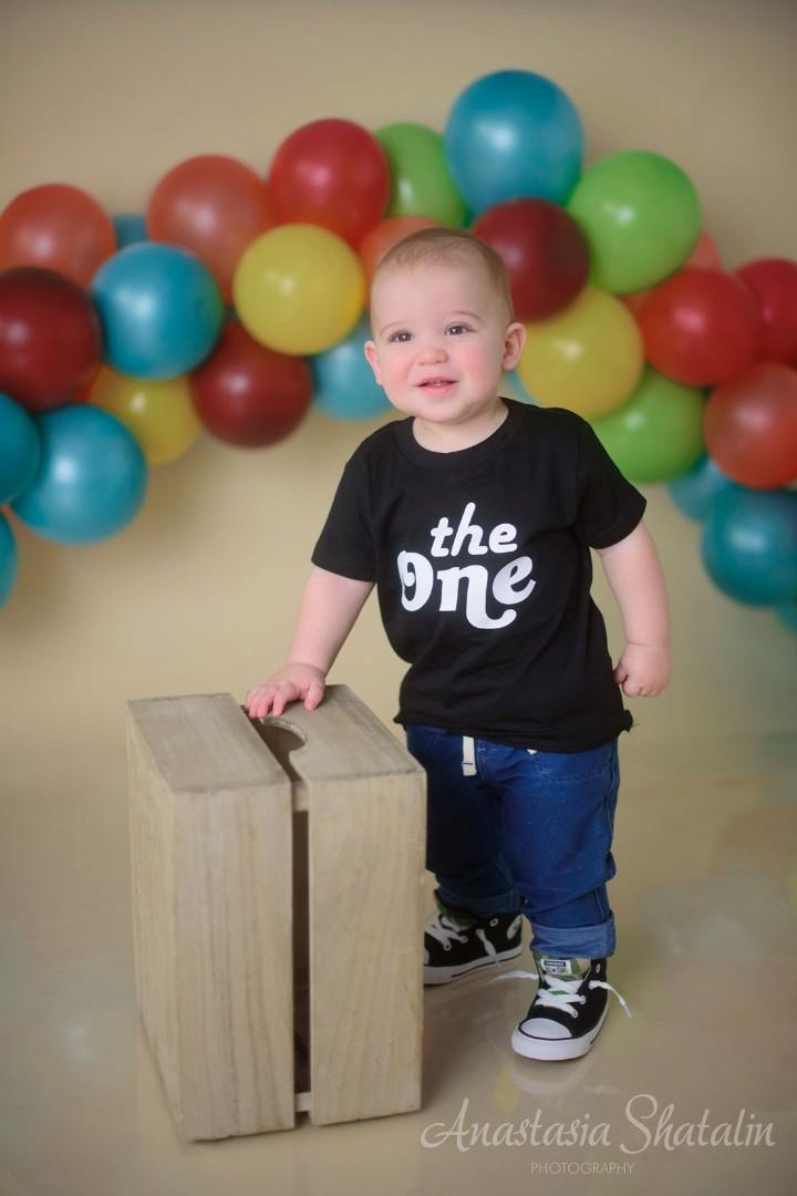 First birthday baby photos Roseville, Rocklin, Sacramento. Family photographer in Roseville, Rocklin, Folsom, Sacramento