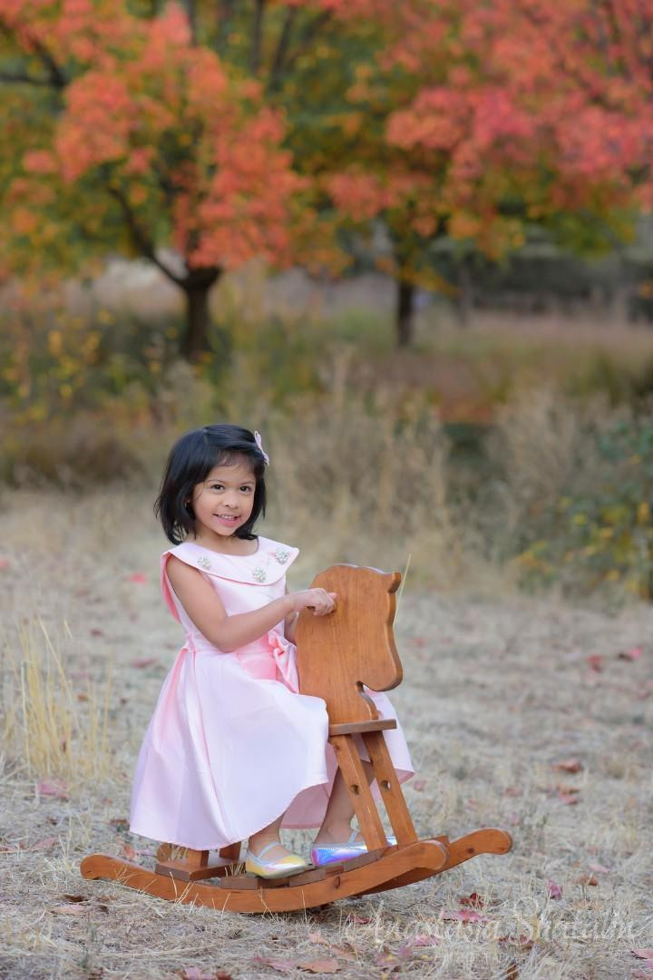 Fall family portrait photographer Folsom, CA. Family photographer in Roseville, Rocklin, Folsom, Sacramento