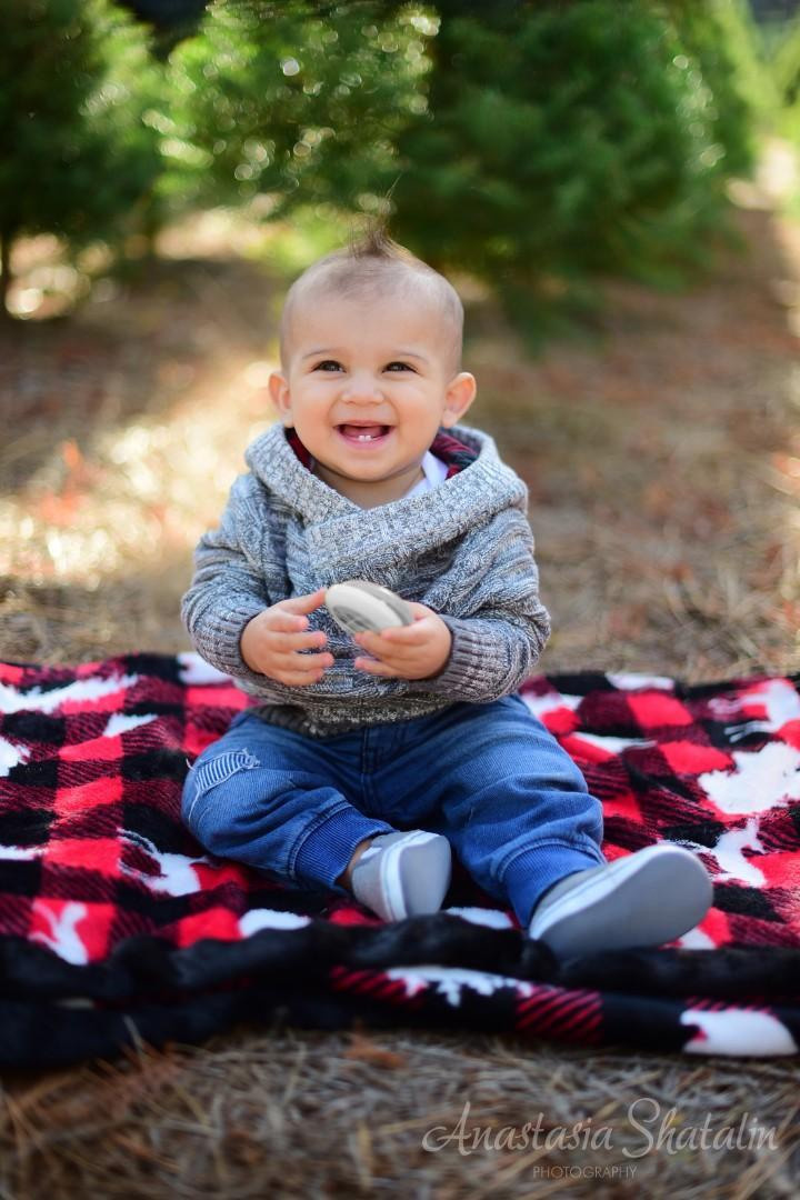 Christmas photography Roseville Christmas mini session Rocklin. Family photographer in Roseville, Rocklin, Folsom, Sacramento