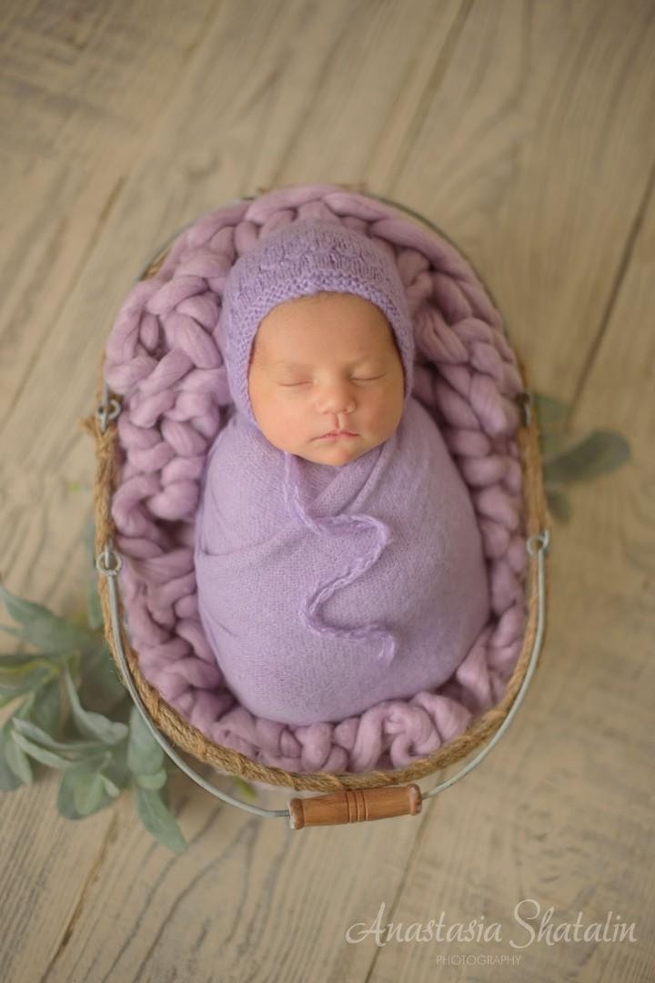 Roseville newborn photography. Family photographer in Roseville, Rocklin, Folsom, Sacramento