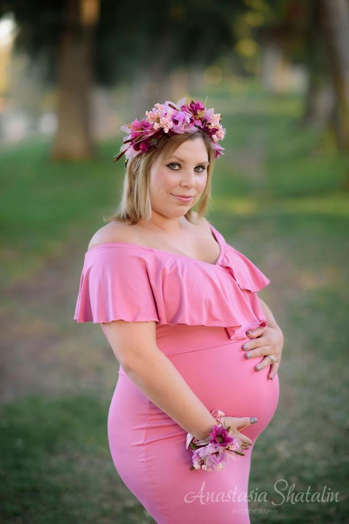 Maternity photoshoot. Family photographer in Roseville, Rocklin, Folsom, Sacramento