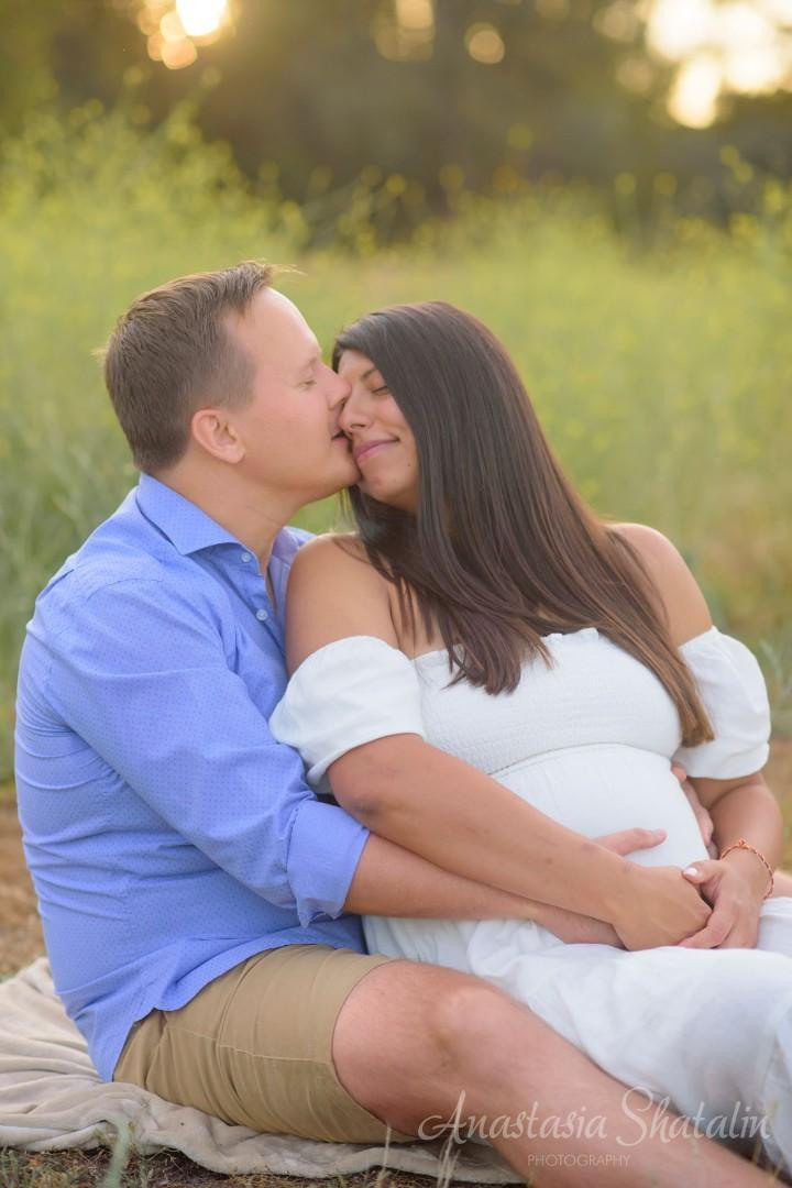 Maternity. Family photographer in Roseville, Rocklin, Folsom, Sacramento