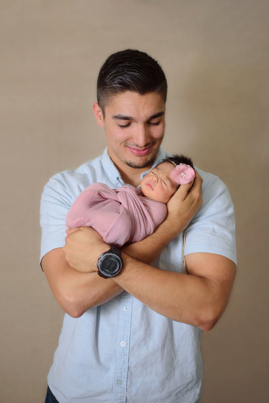 Newborn photography in Roseville. Family photographer in Roseville, Rocklin, Folsom, Sacramento