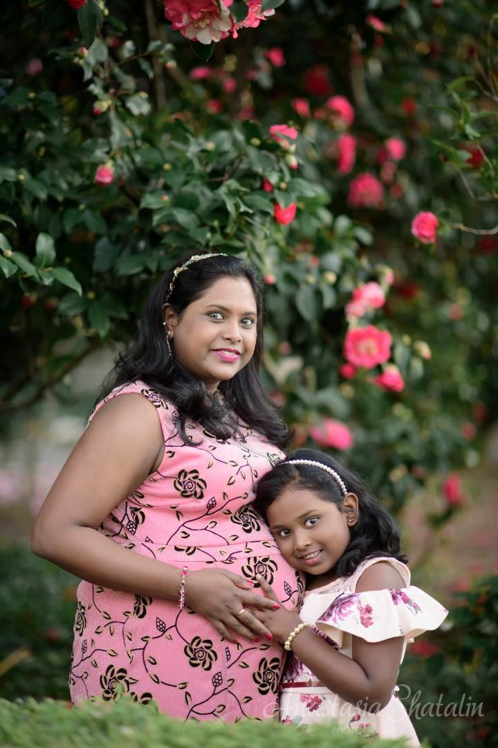 Maternity photographer Sacramento, Roseville, Rocklin, Folsom. Family photographer in Roseville, Rocklin, Folsom, Sacramento