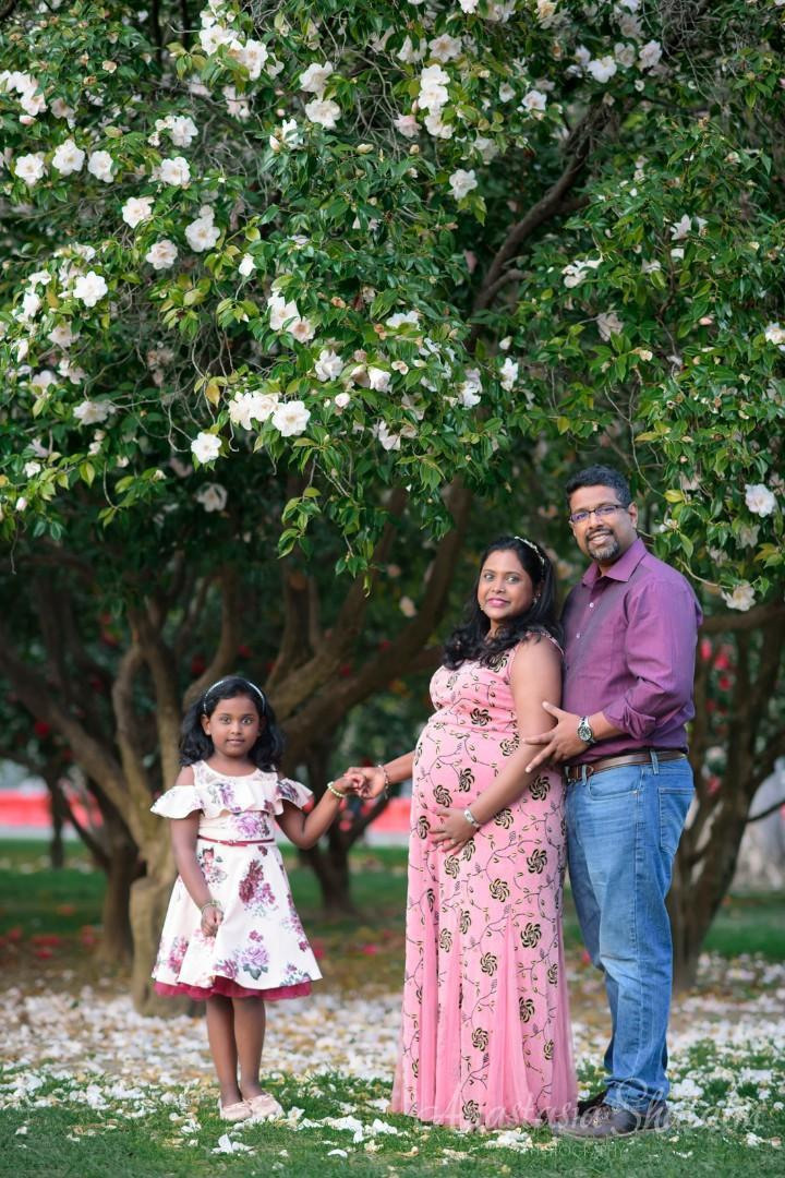 Maternity photographer Sacramento, Roseville, Rocklin, Folsom. Family photographer in Roseville, Rocklin, Folsom, Sacramento