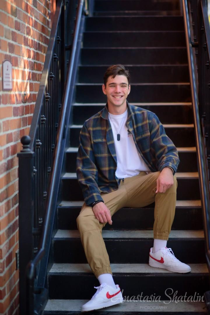 Senior graduation photography Rocklin, Roseville, Granite bay, Eldorado hills. Family photographer in Roseville, Rocklin, Folsom, Sacramento