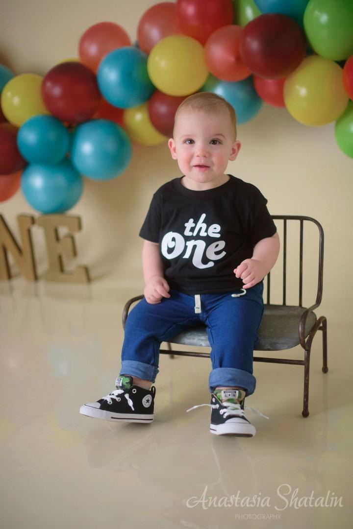 First birthday baby photos Roseville, Rocklin, Sacramento. Family photographer in Roseville, Rocklin, Folsom, Sacramento