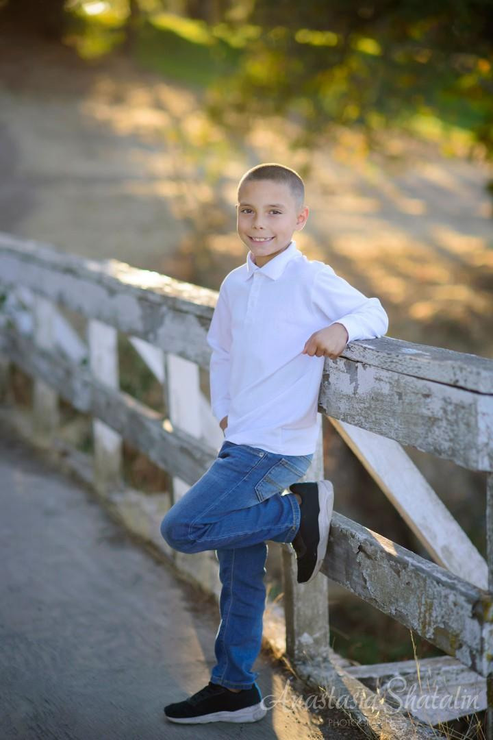 Maternity photoshoot. Family photographer in Roseville, Rocklin, Folsom, Sacramento