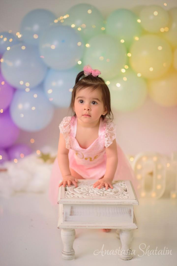 Rainbow cake smash Sacramento, Roseville, Rocklin baby photographer. Family photographer in Roseville, Rocklin, Folsom, Sacramento