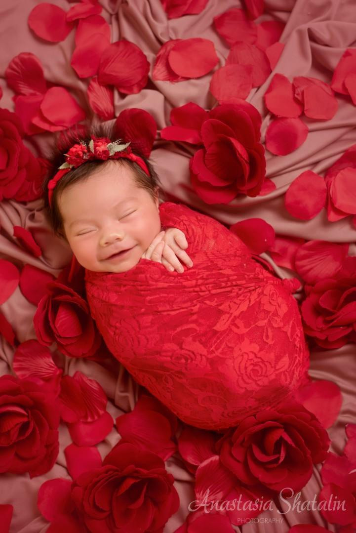Newborn photographer Roseville. Family photographer in Roseville, Rocklin, Folsom, Sacramento