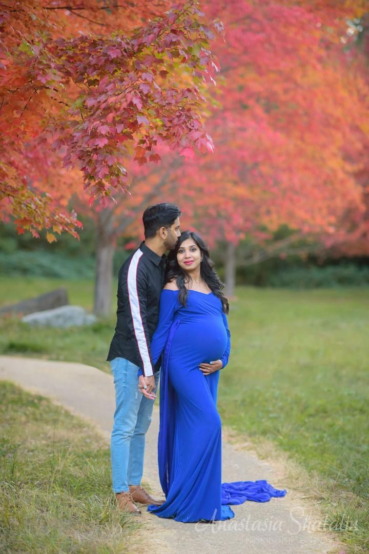 Fall pregnancy photos Rocklin, Roseville, Sacramento. Family photographer in Roseville, Rocklin, Folsom, Sacramento