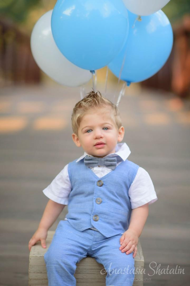 First birthday photographer Sacramento. Family photographer in Roseville, Rocklin, Folsom, Sacramento