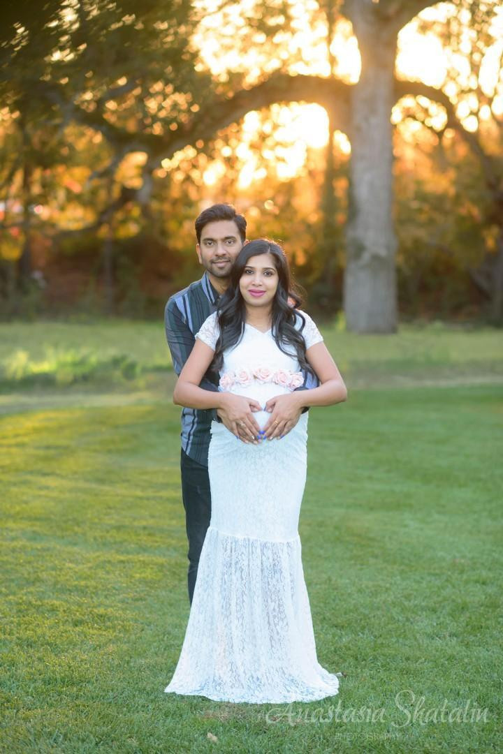 Fall pregnancy photos Rocklin, Roseville, Sacramento. Family photographer in Roseville, Rocklin, Folsom, Sacramento