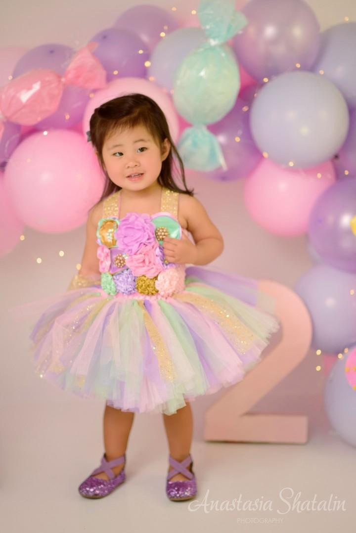 Two sweet Birthday photoshoot. Family photographer in Roseville, Rocklin, Folsom, Sacramento