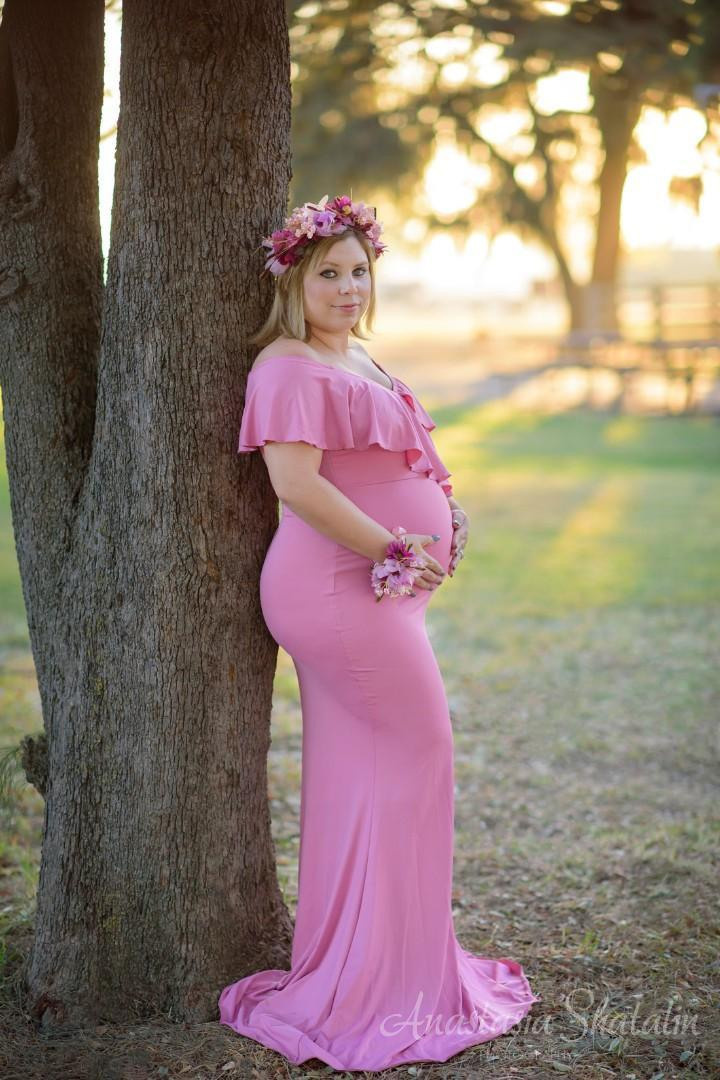 Maternity photoshoot. Family photographer in Roseville, Rocklin, Folsom, Sacramento